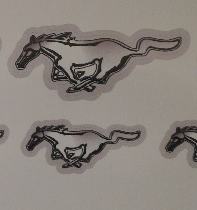 Наклейка мустанг виниловая