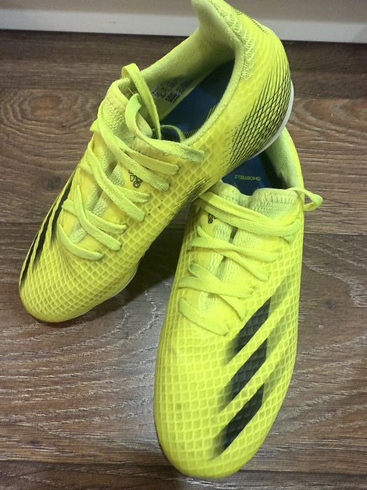Футболни обувки калеври Adidas размер 35