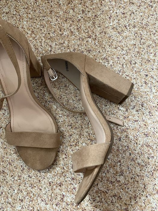 Безторг .  Туфли  продам  отличном  состояний