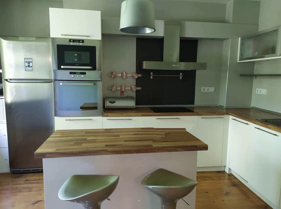 Дава се под наем Тристаен апартамент в София, Център - 110 кв.м за 850 € - Снимка #4