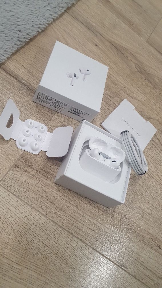 Airpods pro 2nd generation usb-c