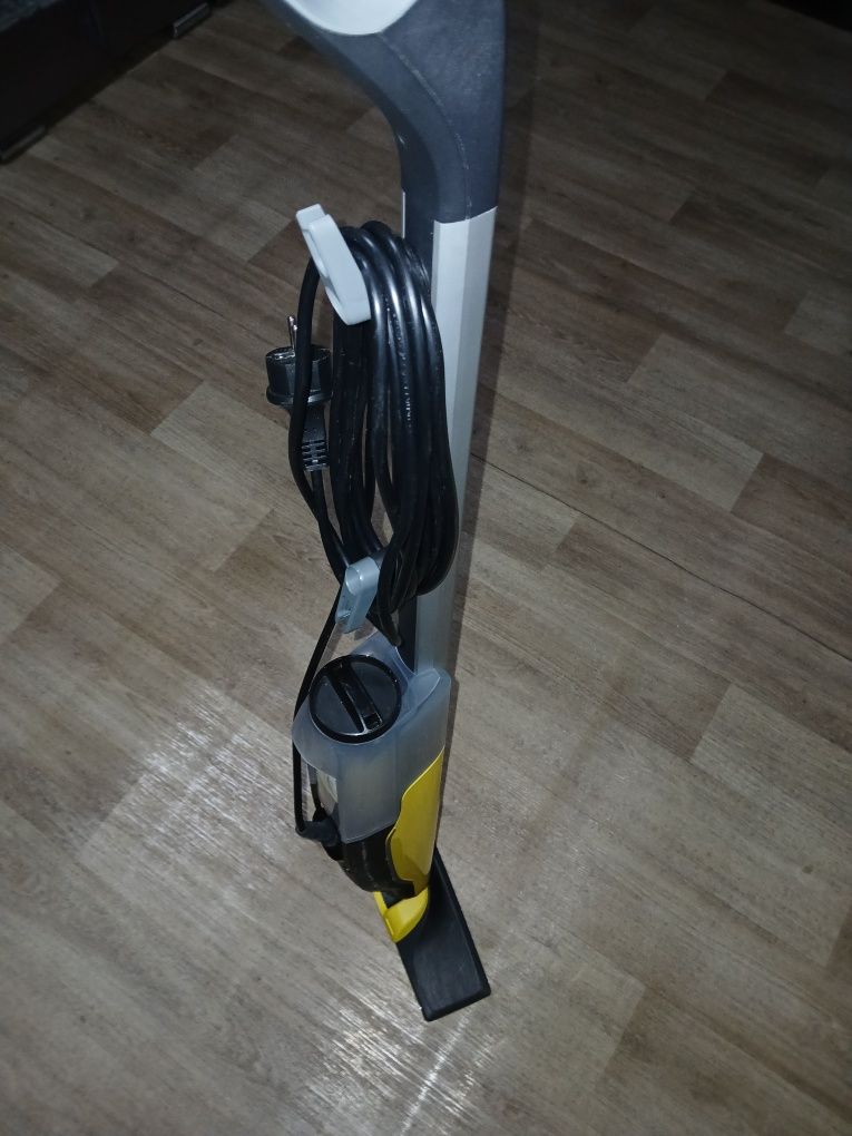 Продам Karcher SC2