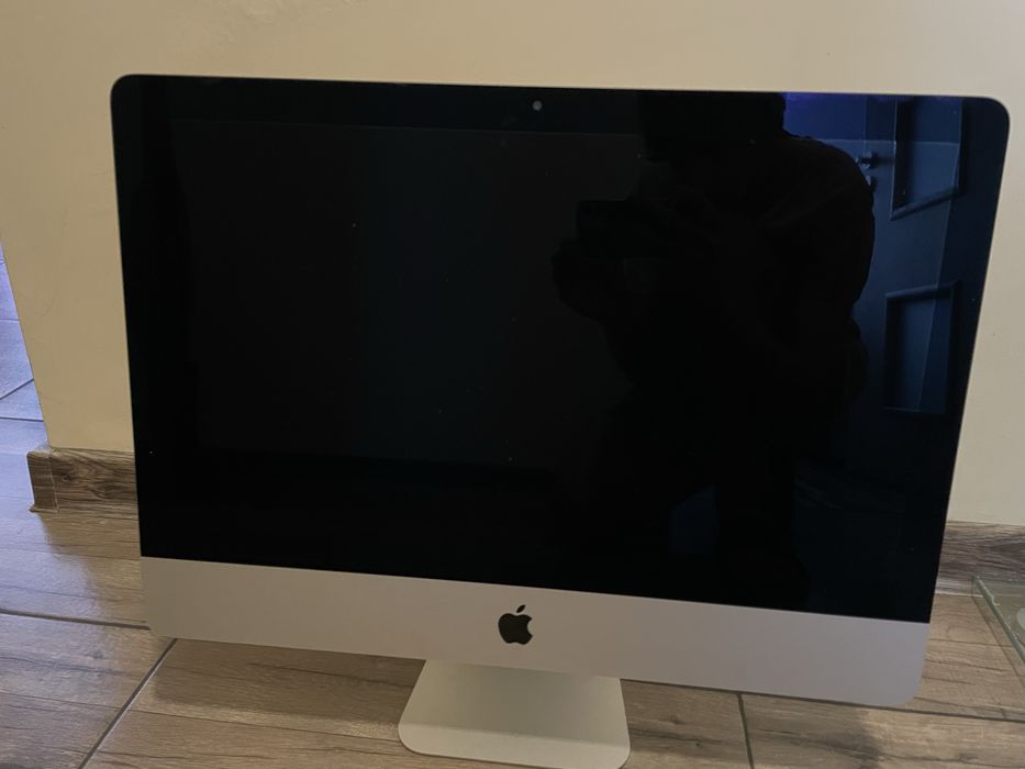 Apple iMac 21.5" (Late 2015) 1 ТВ– Отлично състояние