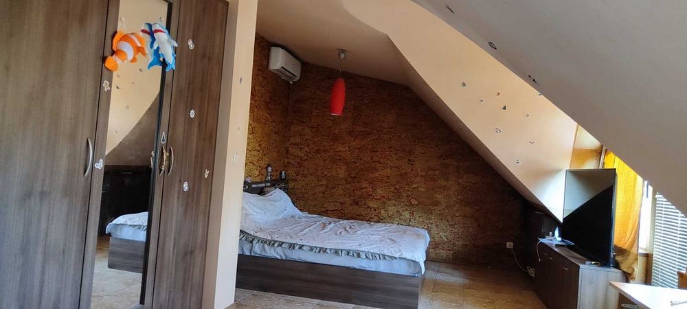 Продава се Тристаен апартамент в София, Студентски град - 164000 кв.м за 2 €/кв.м - Снимка #4