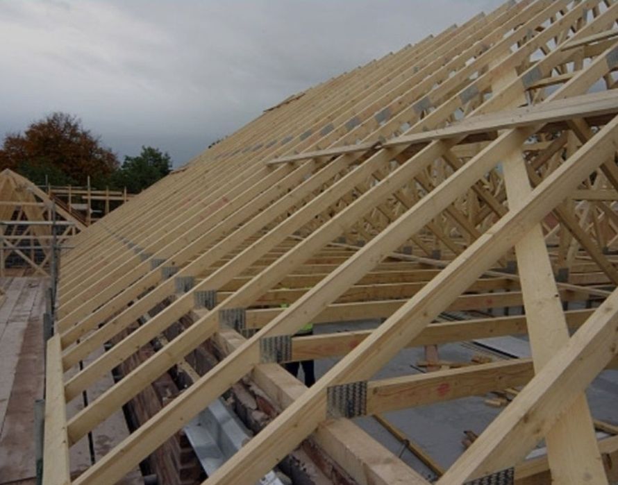 Firma de montaj acoperisuri tigla met si ceramica dulgherie etc.