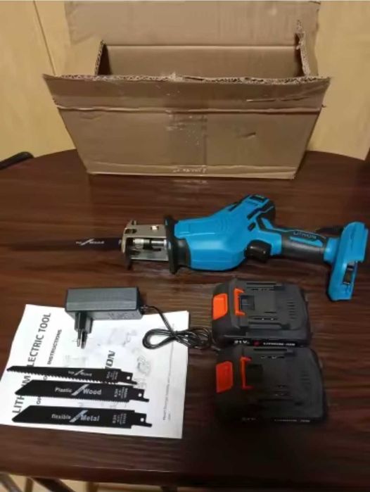 100 мм Акумулаторен саблен трион