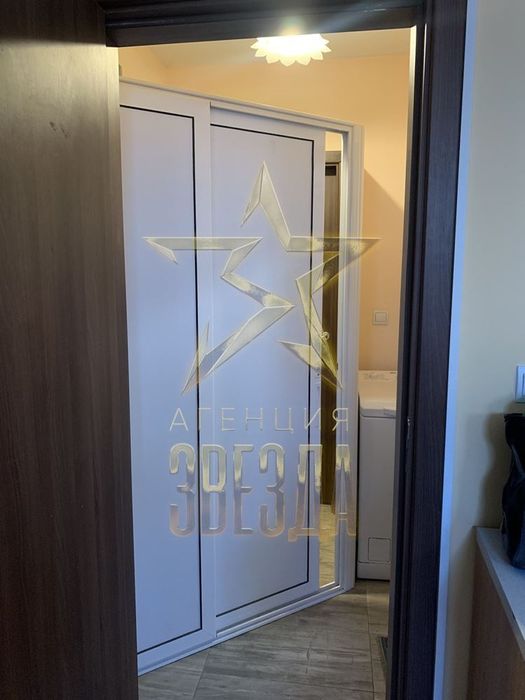 Дава се под наем Едностаен апартамент в Пловдив, Кършияка - 35 кв.м за 245 € - Снимка #3