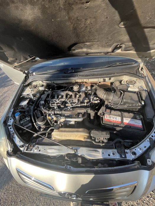 Toyota Avensis 2.2 D-4D (126к.с) НА ЧАСТИ