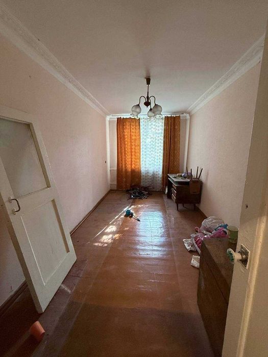 СРОЧНО !! Продается квартира в Яшнабаде 3/3/4 ( 68 кв/м ) Дубовая