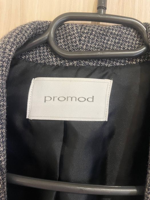 Прекрасно сиво сако меланж на марката promod