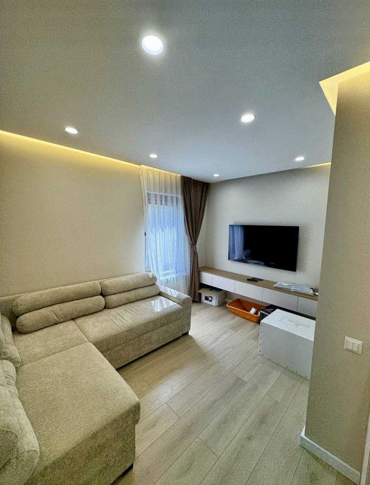 2/2/4 Новомосковская - 76-серия - Кирп. Новый ремонт