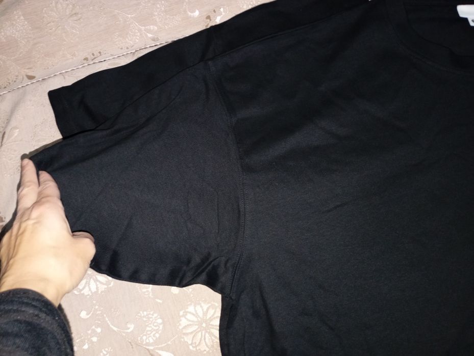 Луксозна черна мъжка тениска