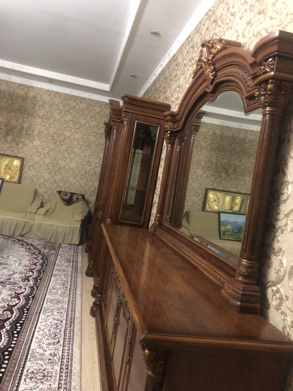 Mebel Xitoyyiki original. Full komplekt ili oddelniy xam sotiladi.