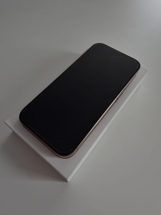 iPhone 16 pro 128 dessert
