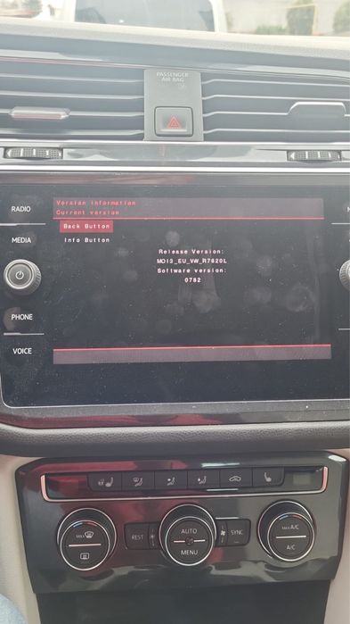 MOI3 LG Carplay/Android Auto/Navi VW, Skoda, Seat, Cupra 2020-2024