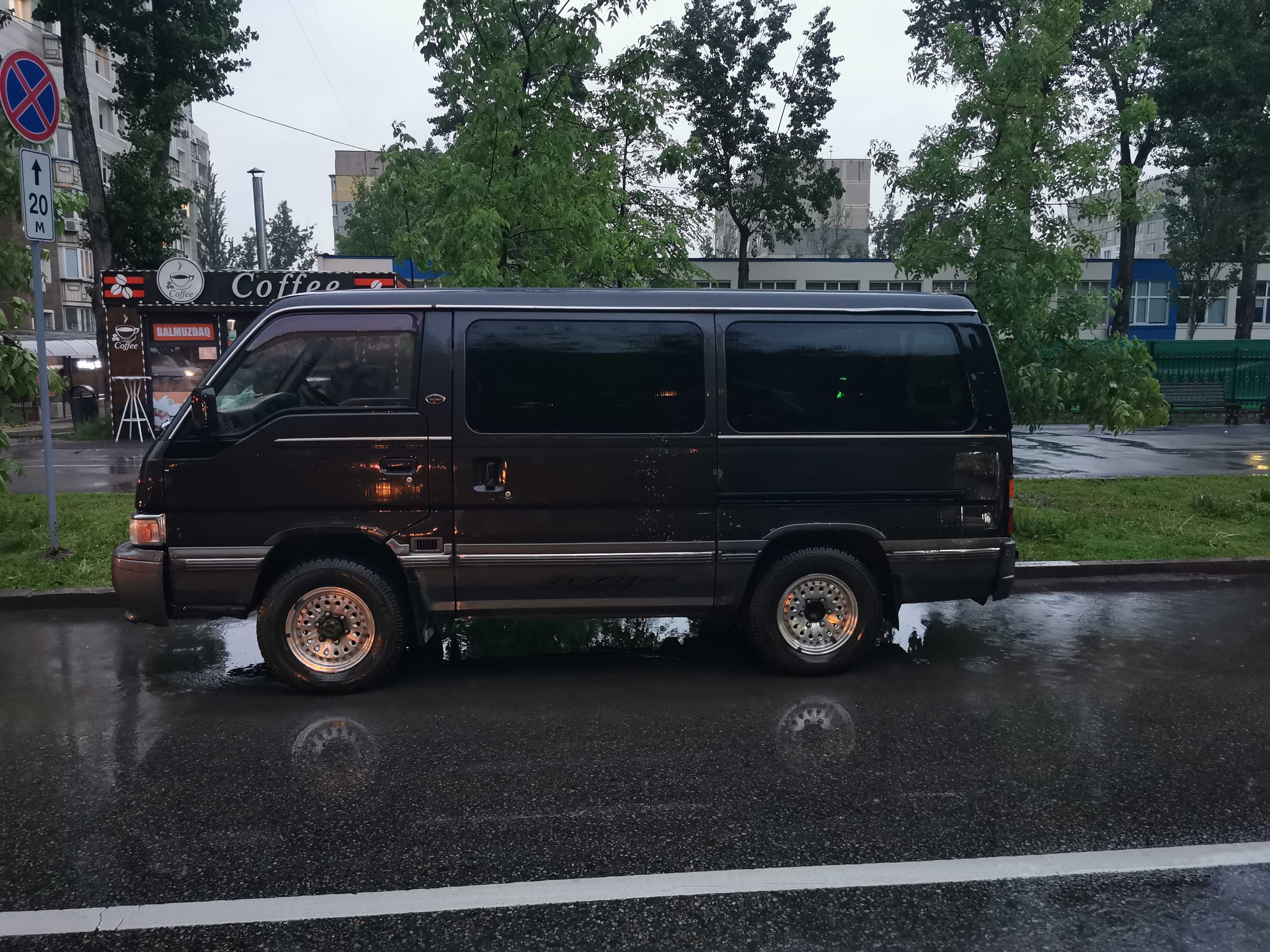 Nissan Caravan, Homy, Urvan