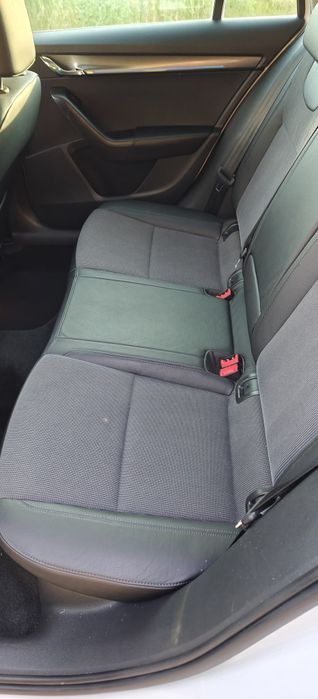 Skoda octavia 2019 full led