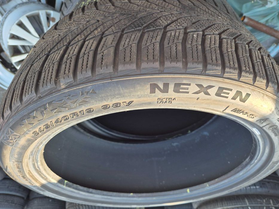 2 Anvelope de IARNA - 245/40/19 - NEXEN - Stare F BUNA DOT 2022