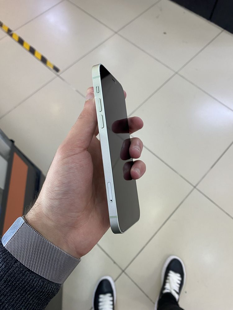 Продам Срочно Iphone 12 128Gb