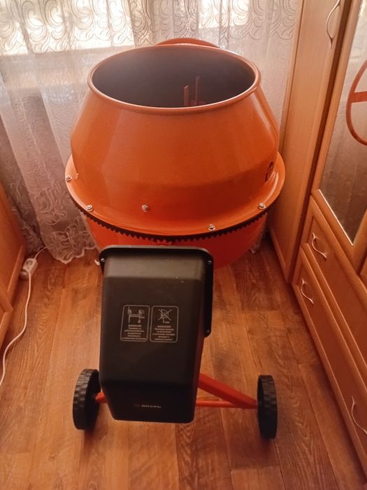 Продам новую бетономешалку