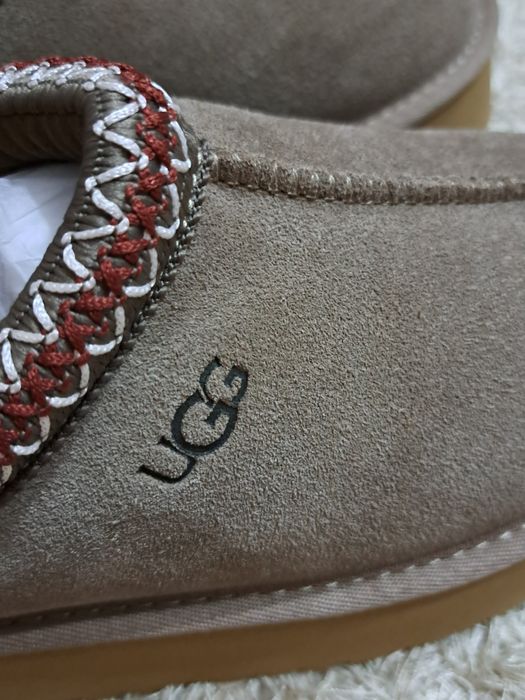 Papuci UGG cu blanită