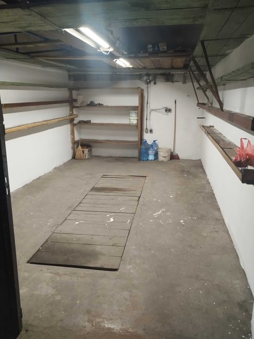 Дава се под наем Гараж / Паркомясто в София, Банишора - 16 кв.м за 76.5 € - Снимка #3