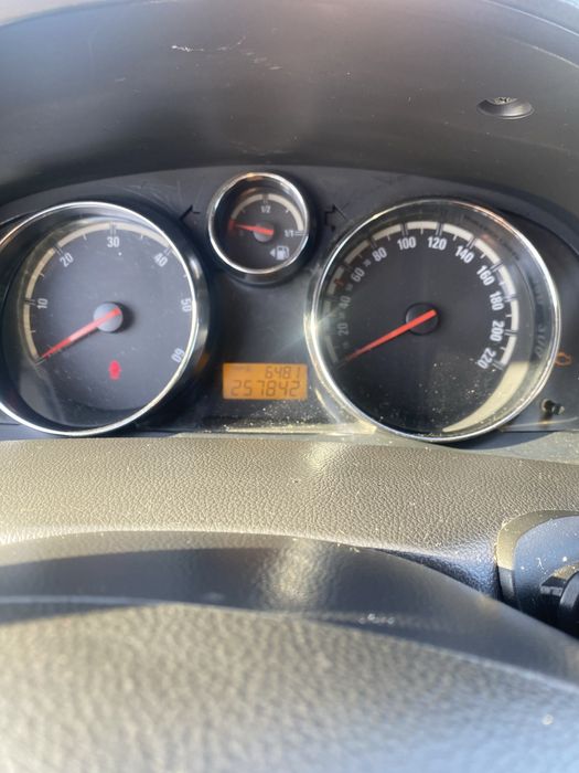 Vind opel antara 2009  de 2 litri