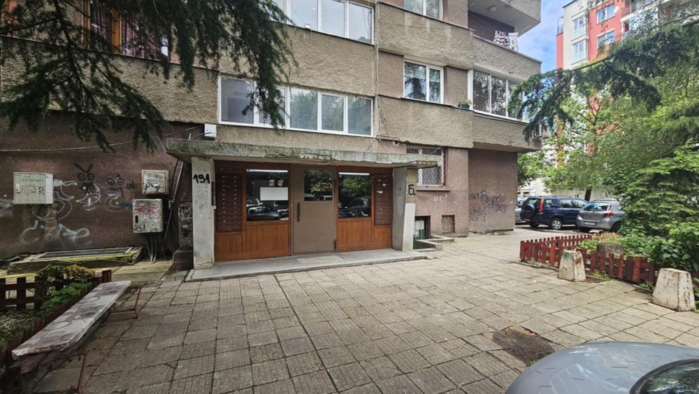 Продава се Двустаен апартамент в София, Красно село - 67 кв.м за 3508 €/кв.м - Снимка #10