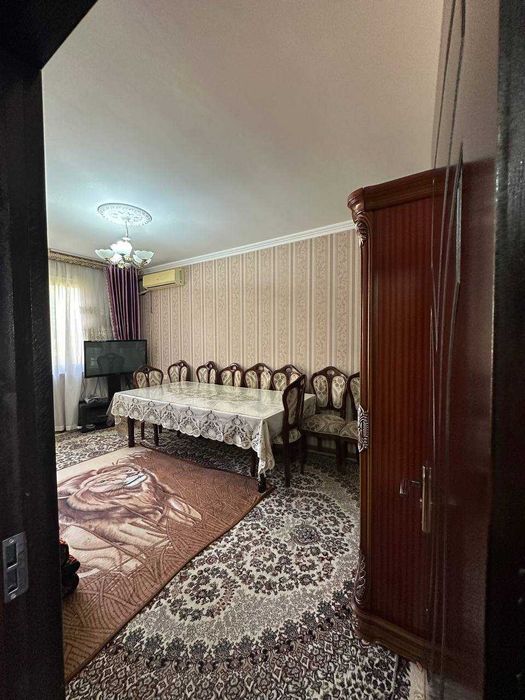 Чилонзор 19 кварталда  4 хонали 84 кв уй сотилади