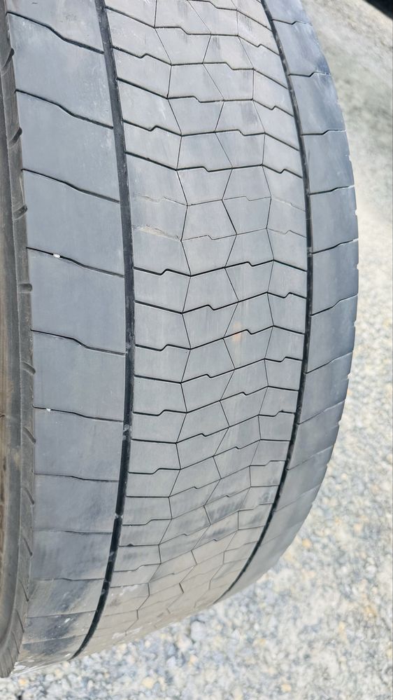 Гуми Bridgestone 315/70/22.5