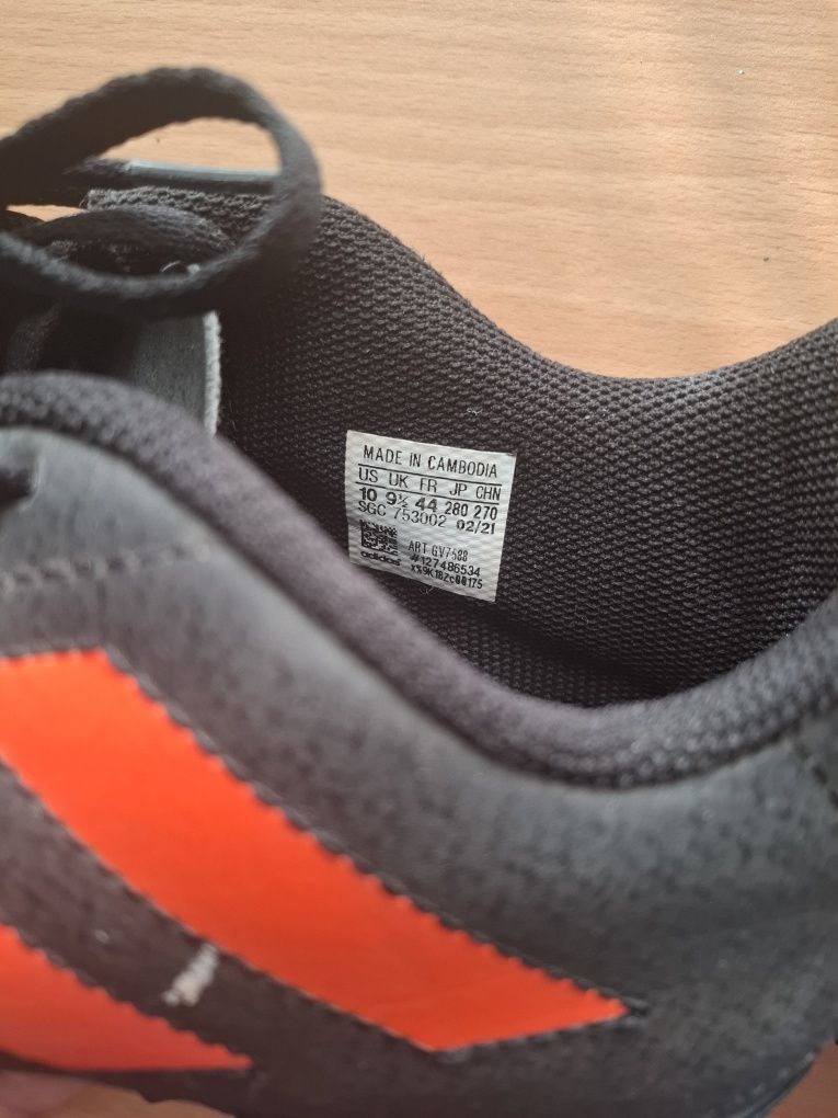 Adidas X pentru sintetic 44 O SINGURA PURTARE