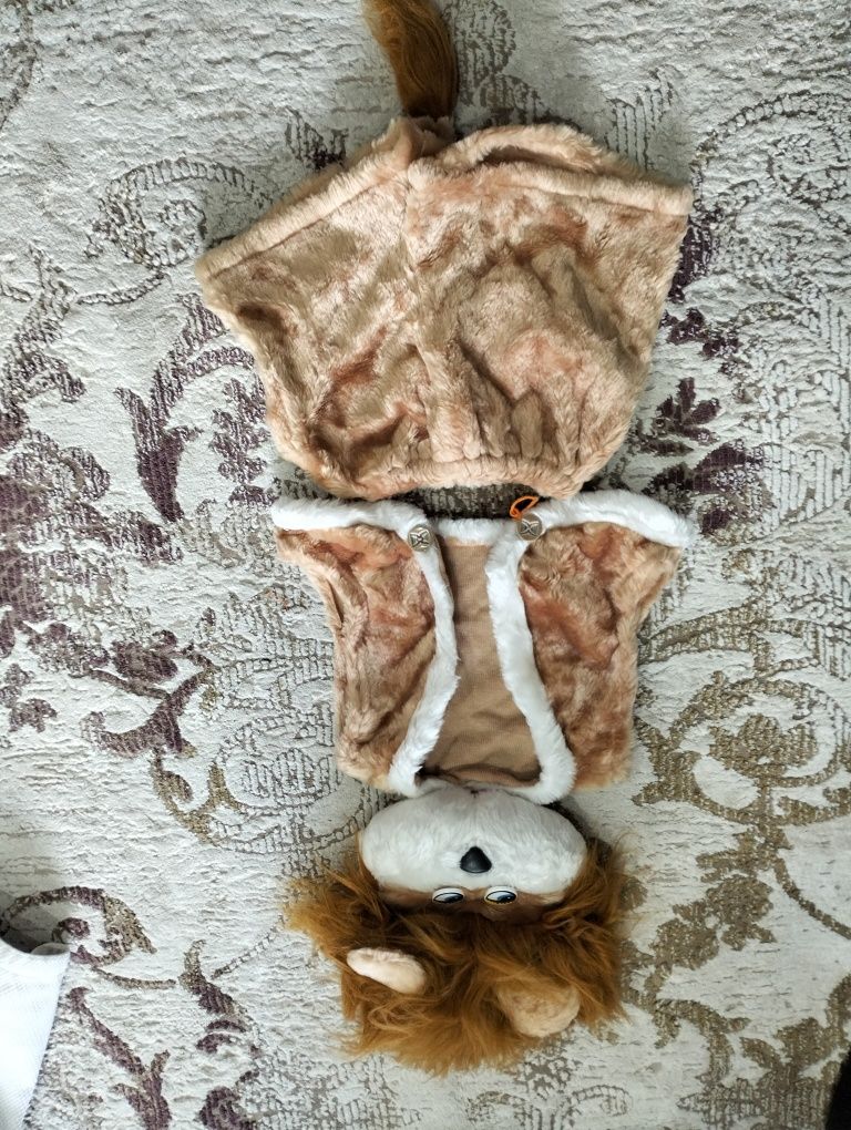 Продам новогодний костюм.