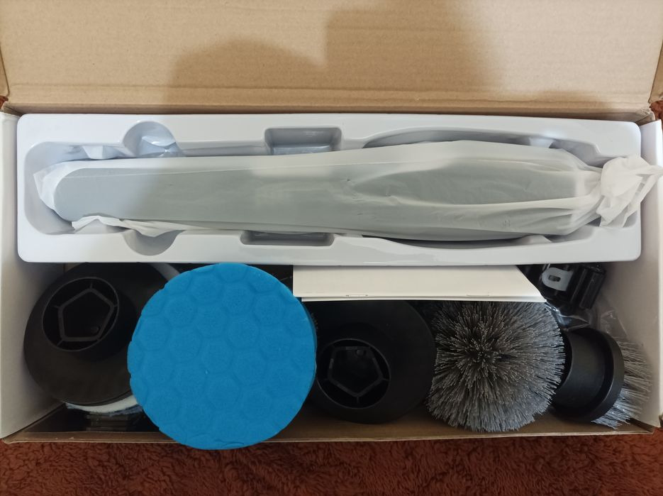 Perie electrica de curățare cu 8 capete