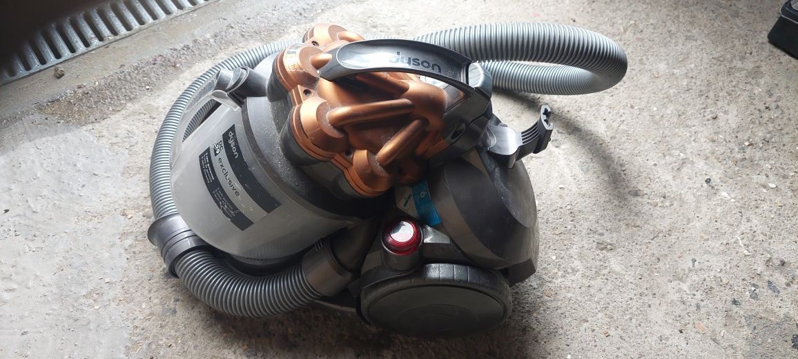 Aspirator Dyson Dc29 exclusive