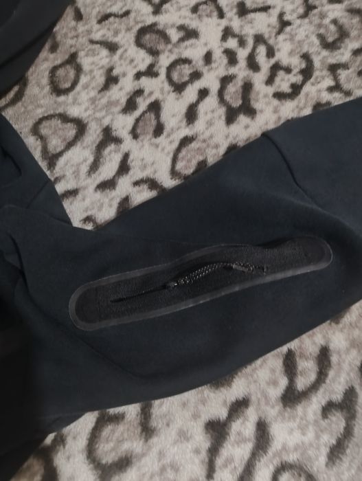 Nike tech mărimea s