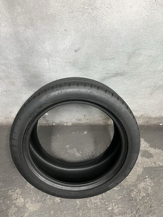 Anvelopa vara continental 215/45/17