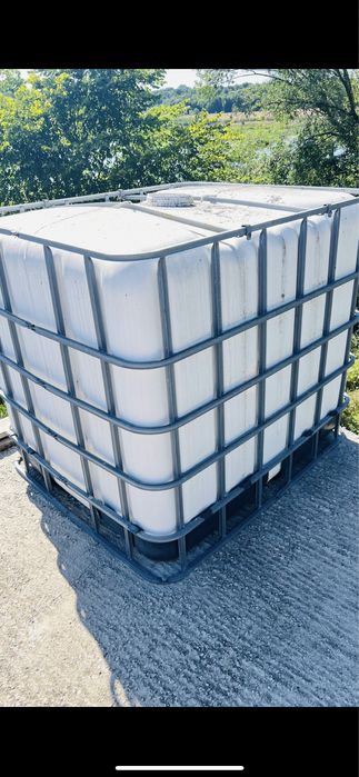 3 Recipiente /rezervoare ptr lichide 1000 litri nefolosite
