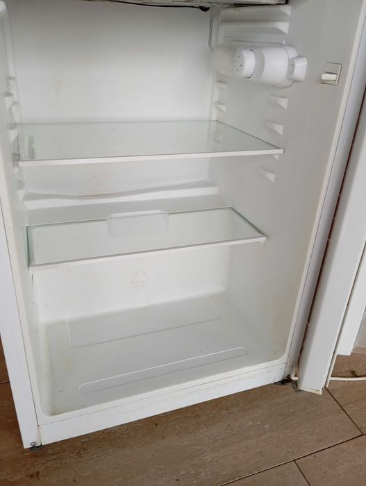 Vand frigider mic myria