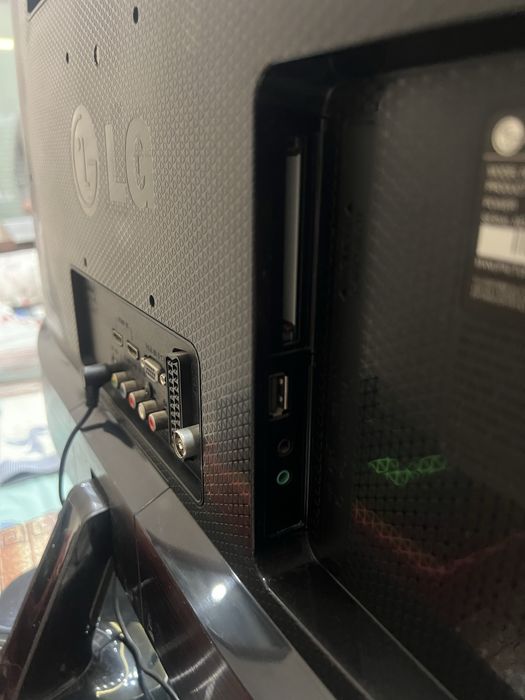 Телевизор LG 27 инча монитор