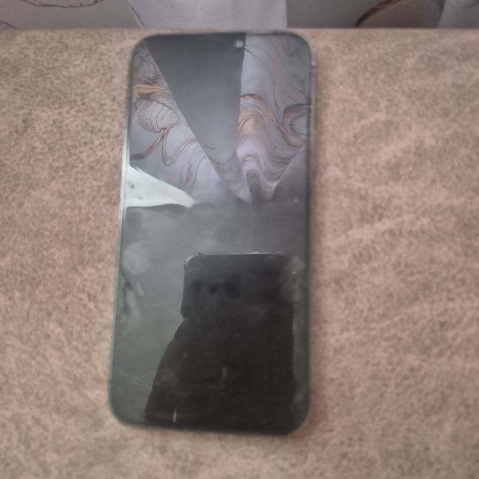 Продам айфон 12 про