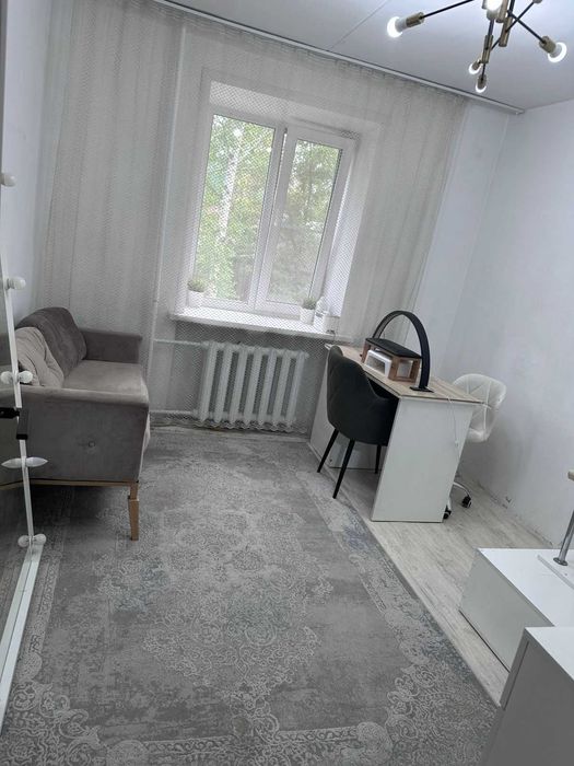 Продам 3-х комнатную по пр. Ауэзова