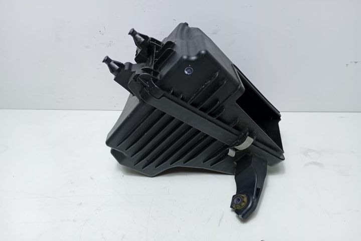 Carcasa filtru aer 1.3 i Nissan Qashqai a 2-a generatie J11