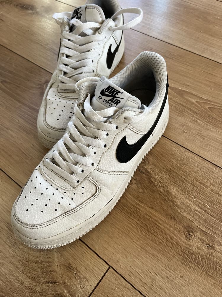 Vand Nike Air Force 1