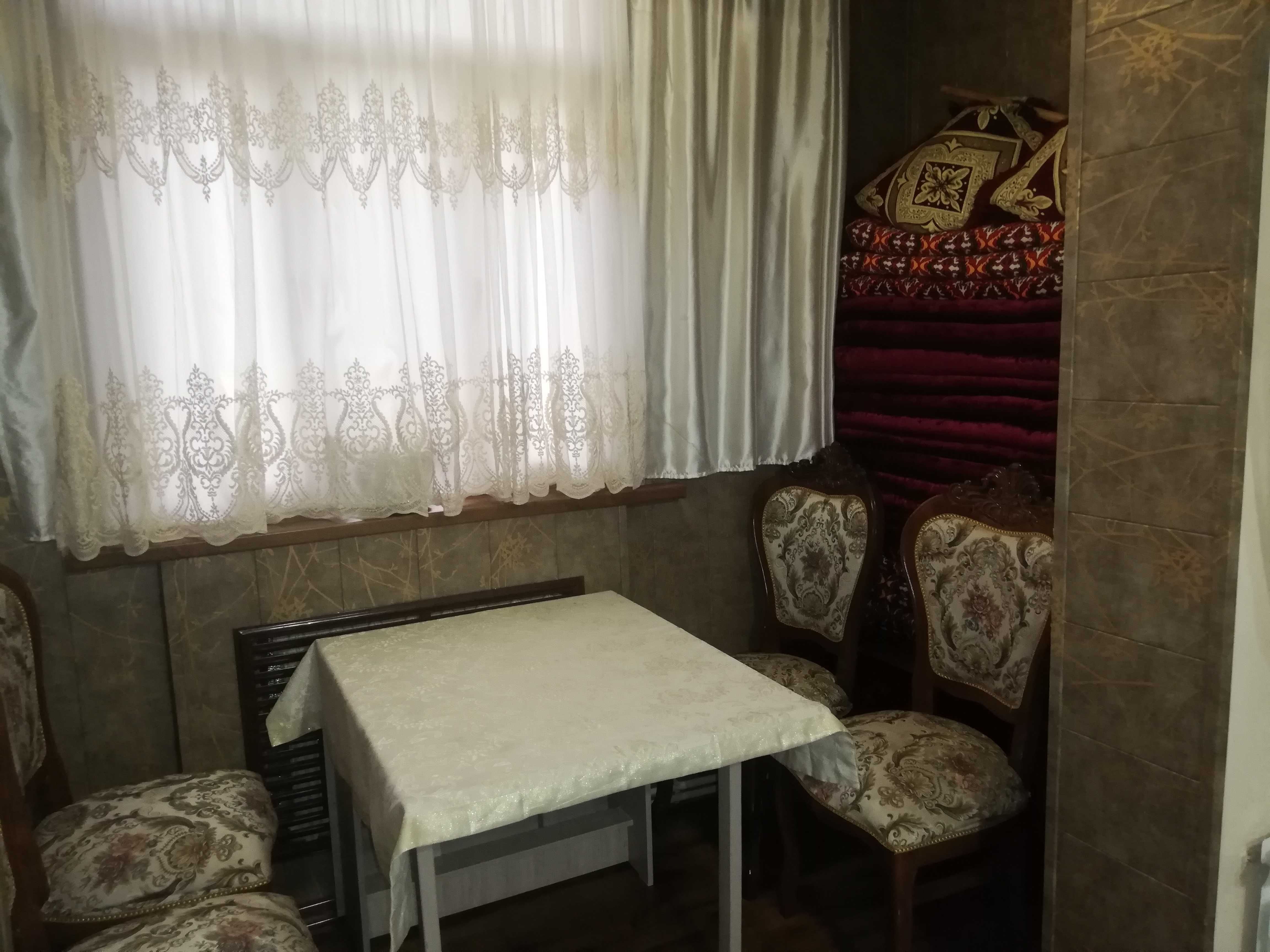Продаю СВОЮ квартиру Мирабадский рн 2/2/4 НЕ ТОРЦЕВАЯ Чистая
