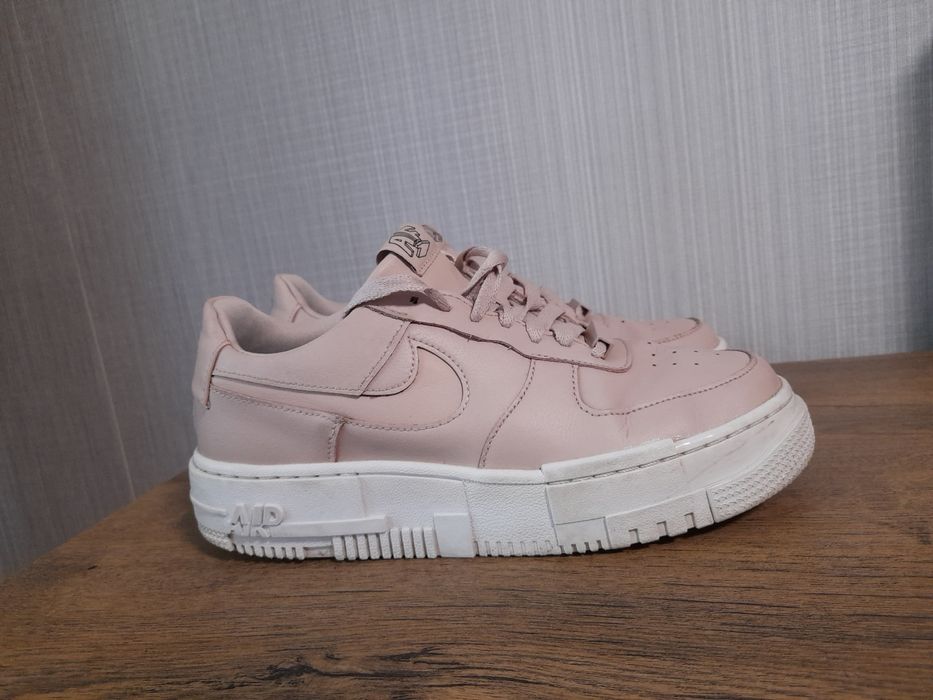 Nike Air force 1 кецове 39 номер.