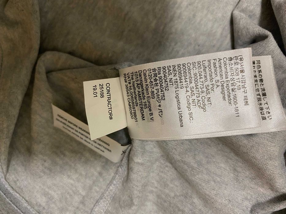 ''Calvin Klein The Pride''оригинална тениска ХS размер