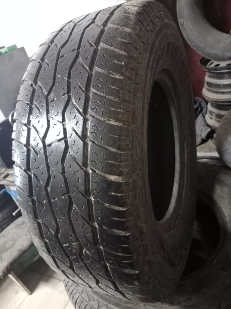 Резина на 255/70R15