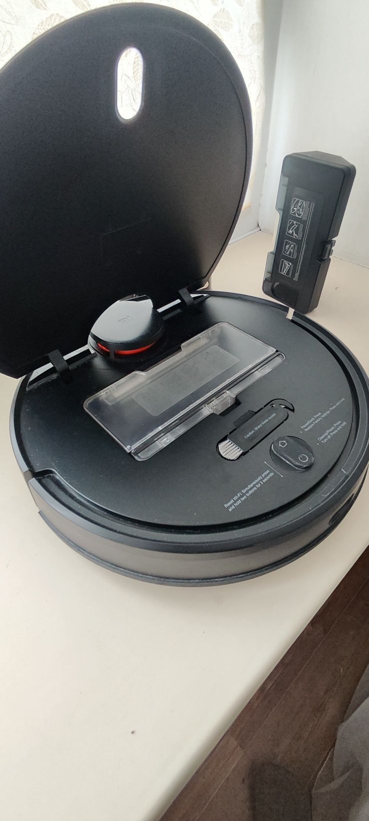 Робот пылесос Xiaomi Mi Robot Vacuum-Mop P