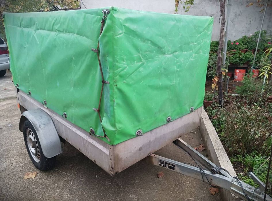 Ремарке Stema с брезент- Нов внос от Германия.
2004г. 
До750кг.
- Разм