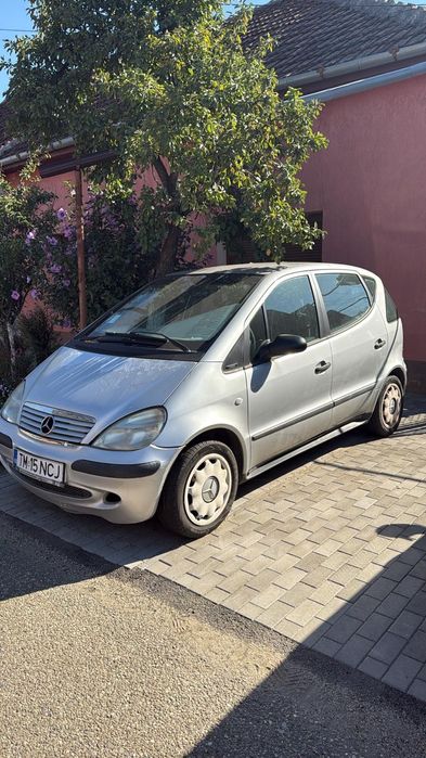 Vând Mercedes A Class